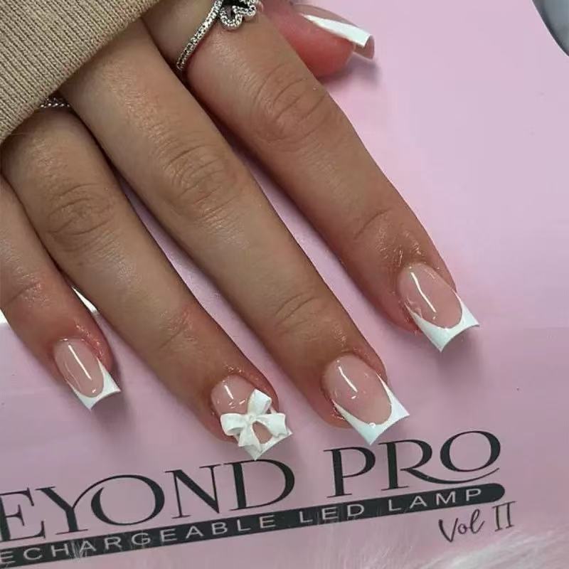 Nail Art Fake Nails Set with Elegant Bow Accents Kalsten
