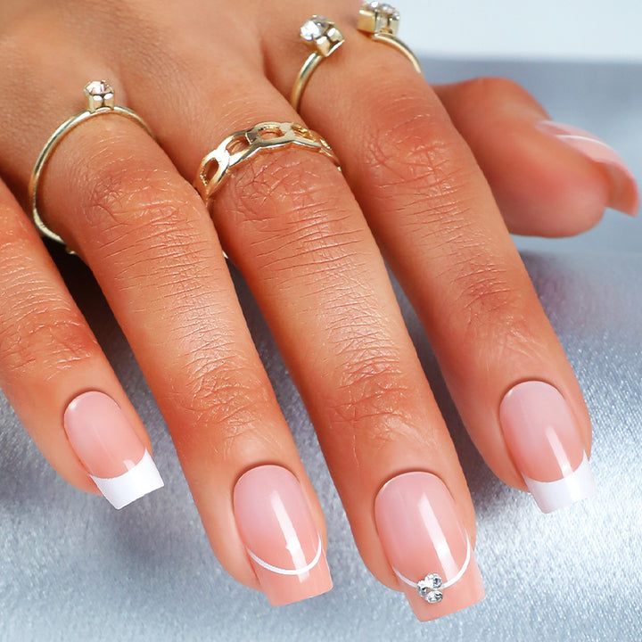Elegant Nail Art Kalsten