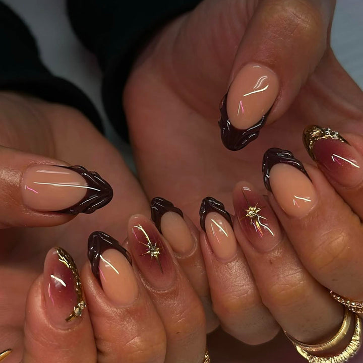 Artistic Almond-Shaped Press-On Nail Art Kalsten