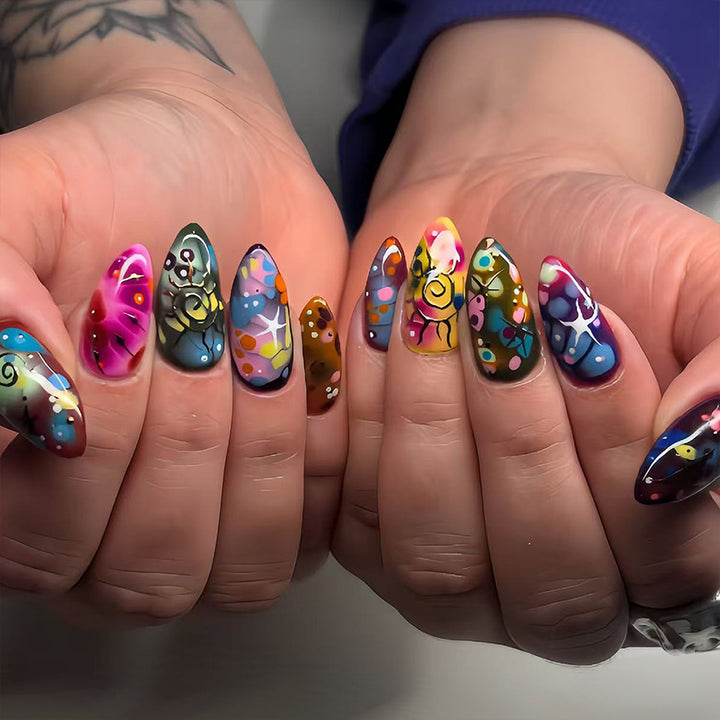 Artificial nails with handcrafted designs Kalsten