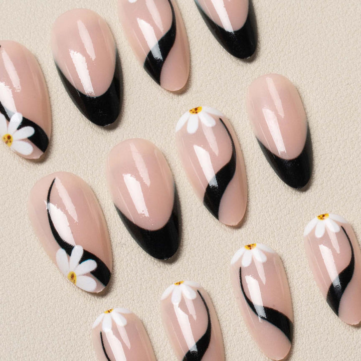 Elegant Floral Accent Art Press-On Nails