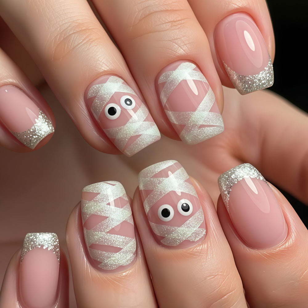 Art Nails in Creative Mummy Design Kalsten