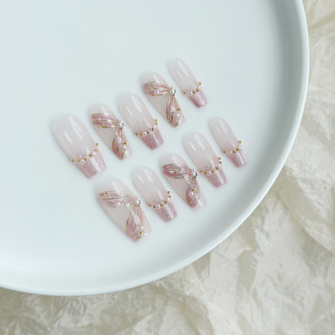 Butterfly-Embellished Press-On Nail Set