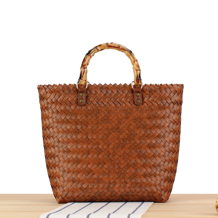 Stylish shopping bag made of braided natural material Kalsten