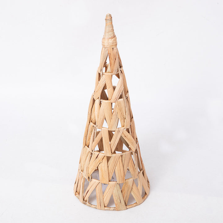 Handcrafted decorative item made from natural materials Kalsten