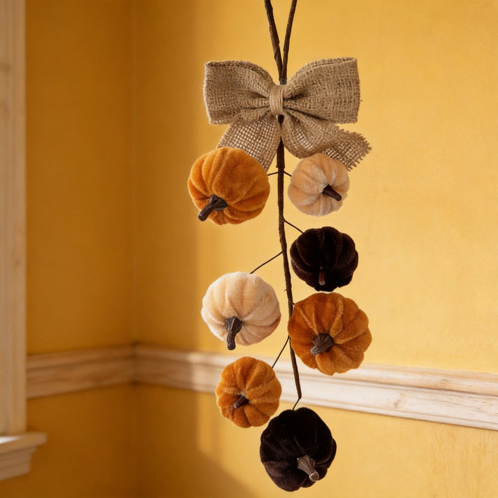 Autumn hanging pumpkin garland made of velvet with jute ribbon