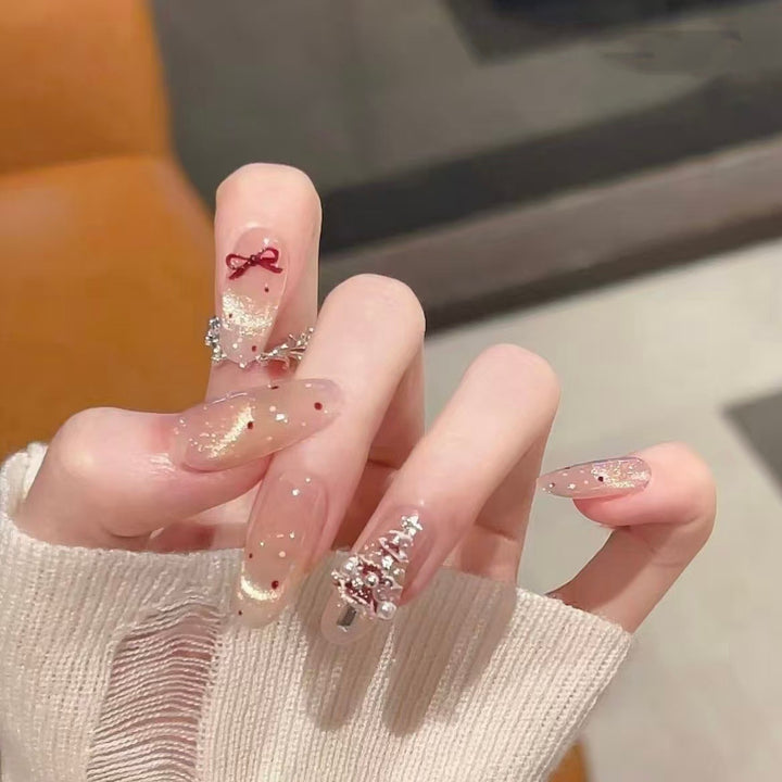 Elegant Glittery Nail Art Kalsten