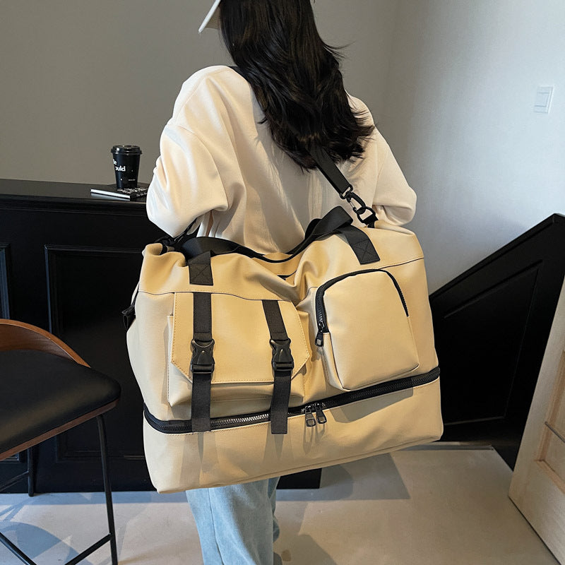 Durable Multi-Compartment Utility Duffle