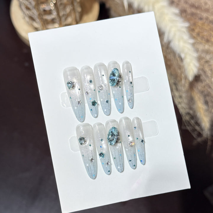 Glamorous Crystal Embellished Press-On Nails Kalsten