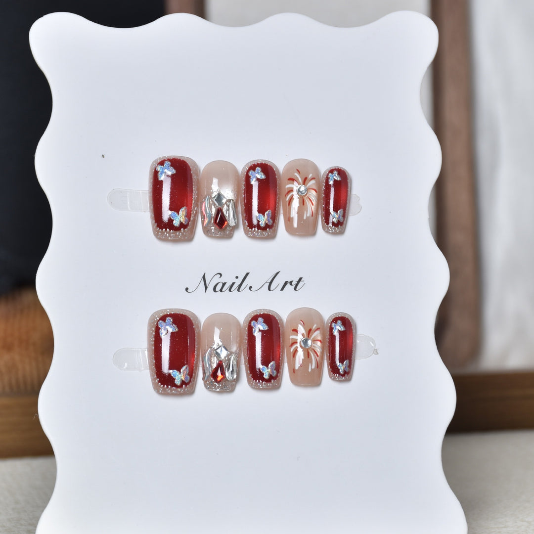 Decorative Holiday-Themed Press-On Nail Art Kalsten