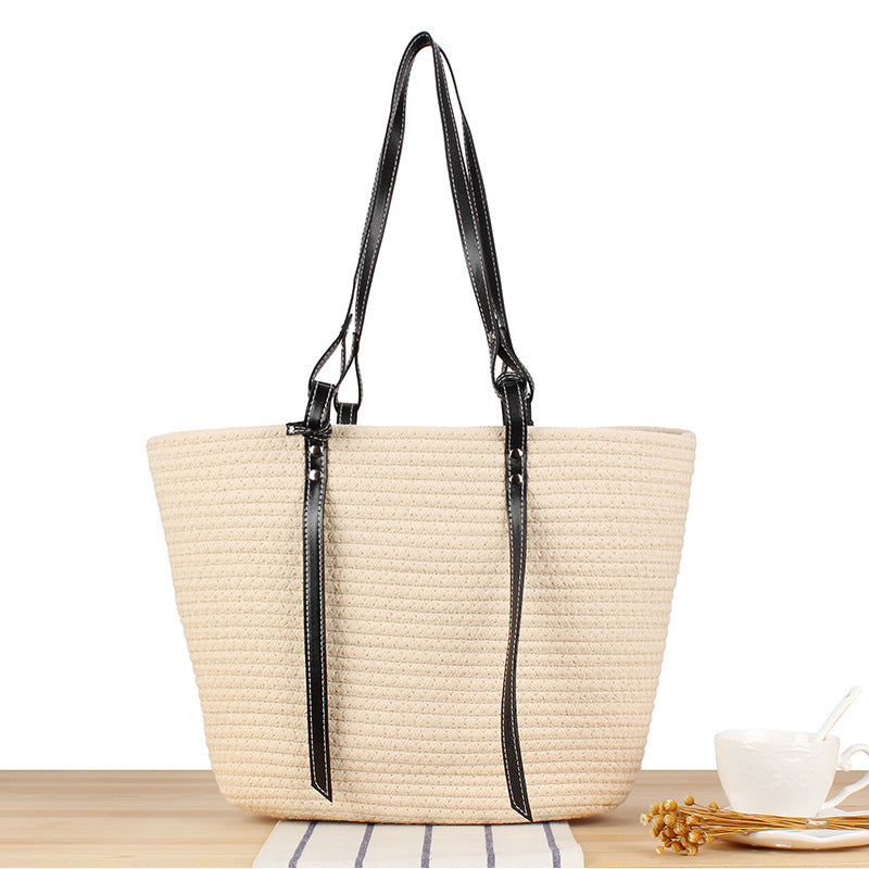 Elegant Beach Bag Made of Woven Natural Material with Stylish Leather Accents Kalsten