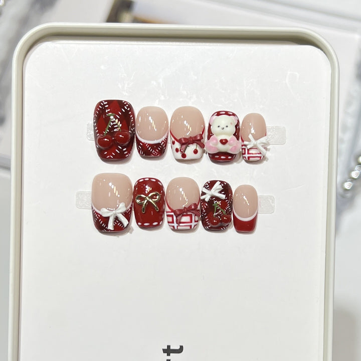 Premium Press-On Nail Art Set with Elegant Heart & Leaf Design Kalsten