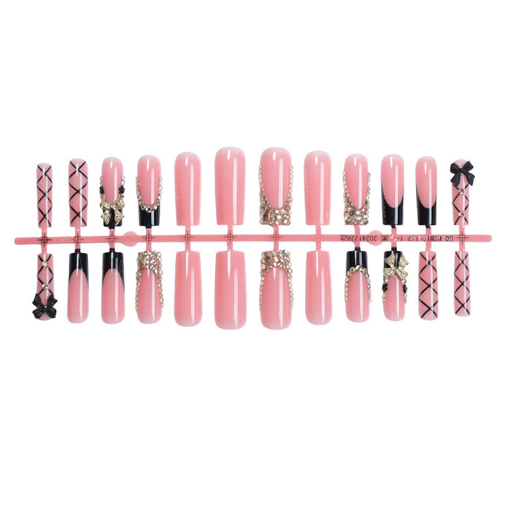 Artificial Nail Set with Glamorous Decorations and Elegant Accents Kalsten