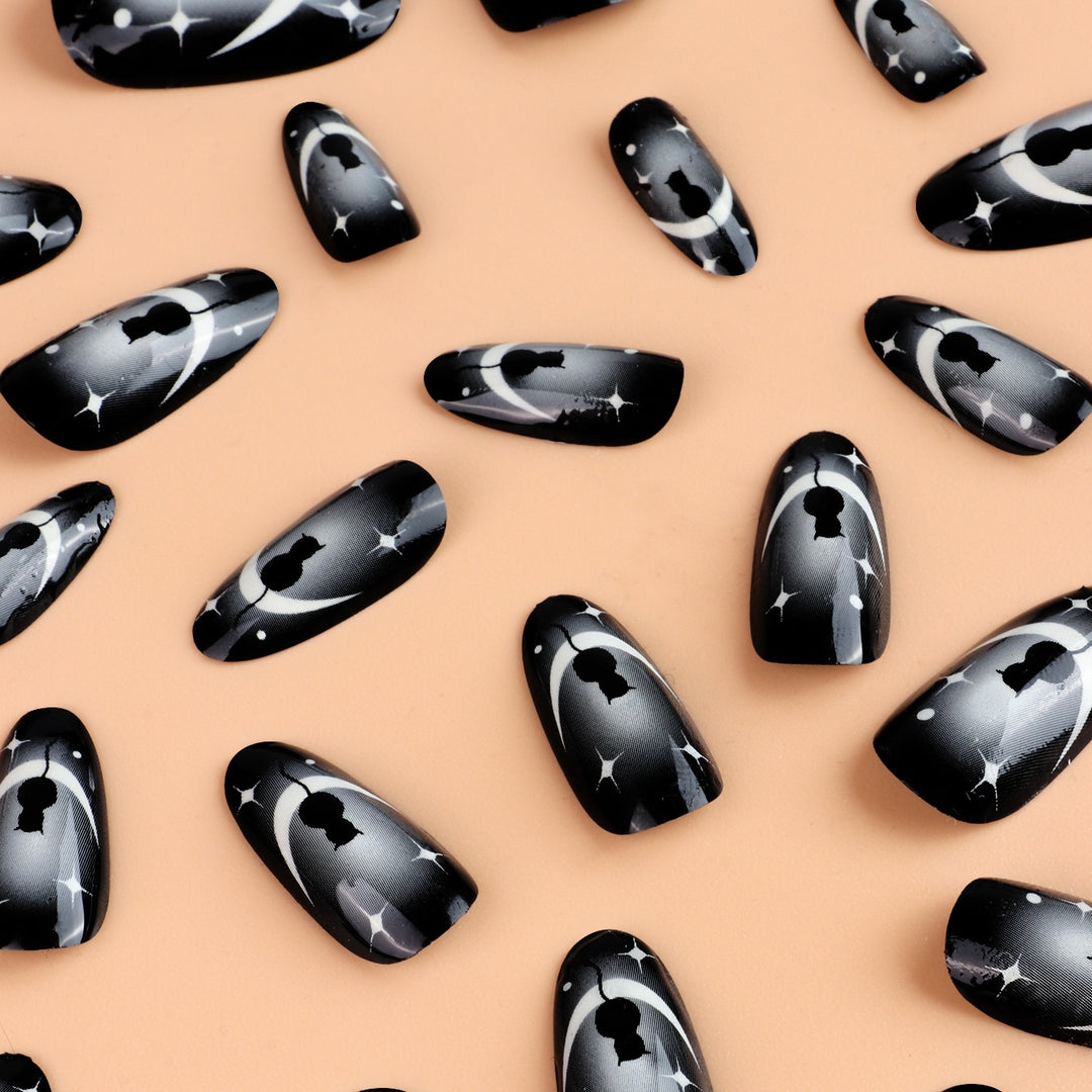Artistic Press-On Nail Extensions with Unique Design Kalsten