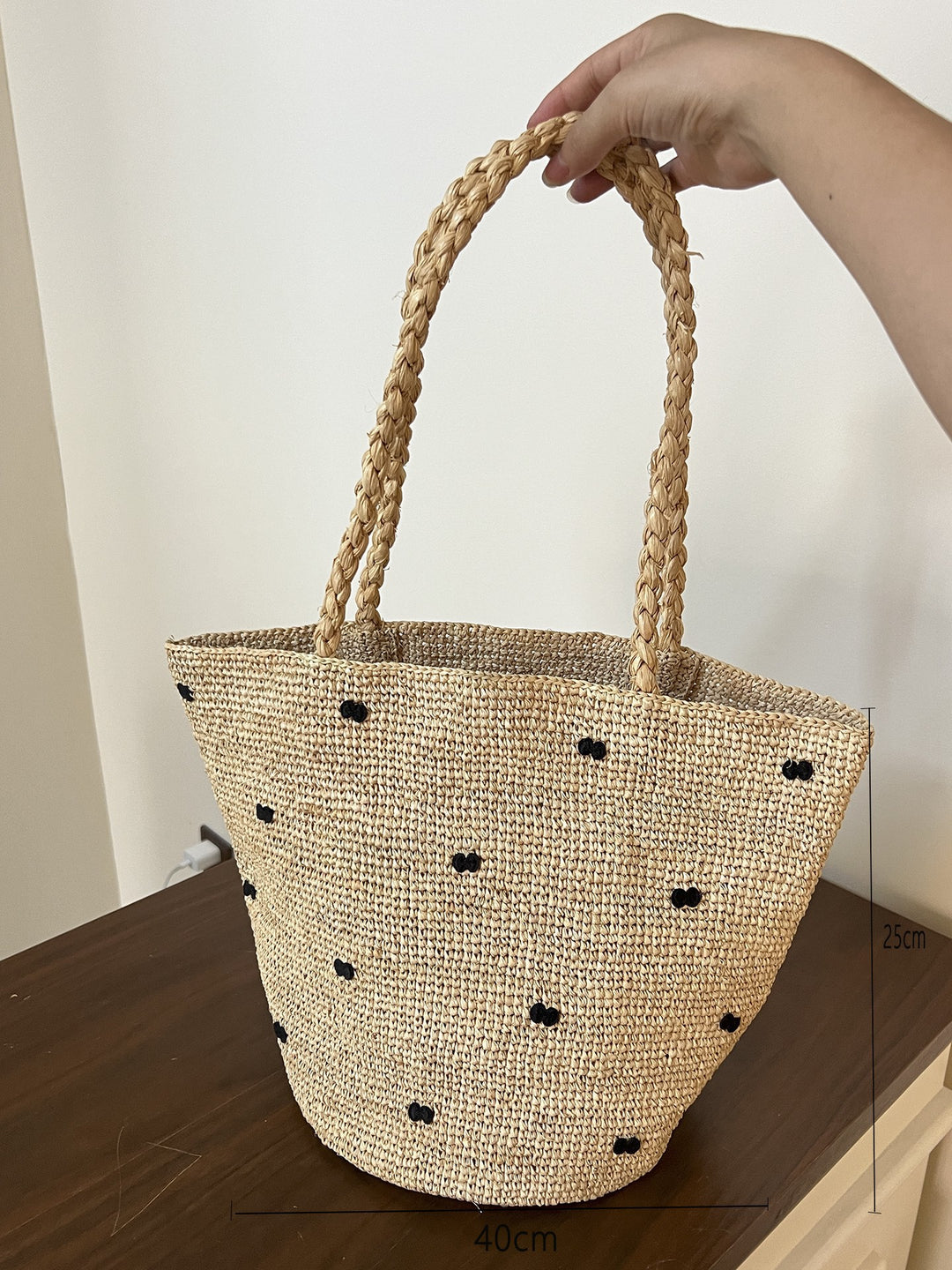 Handcrafted straw bag with soft lining Kalsten