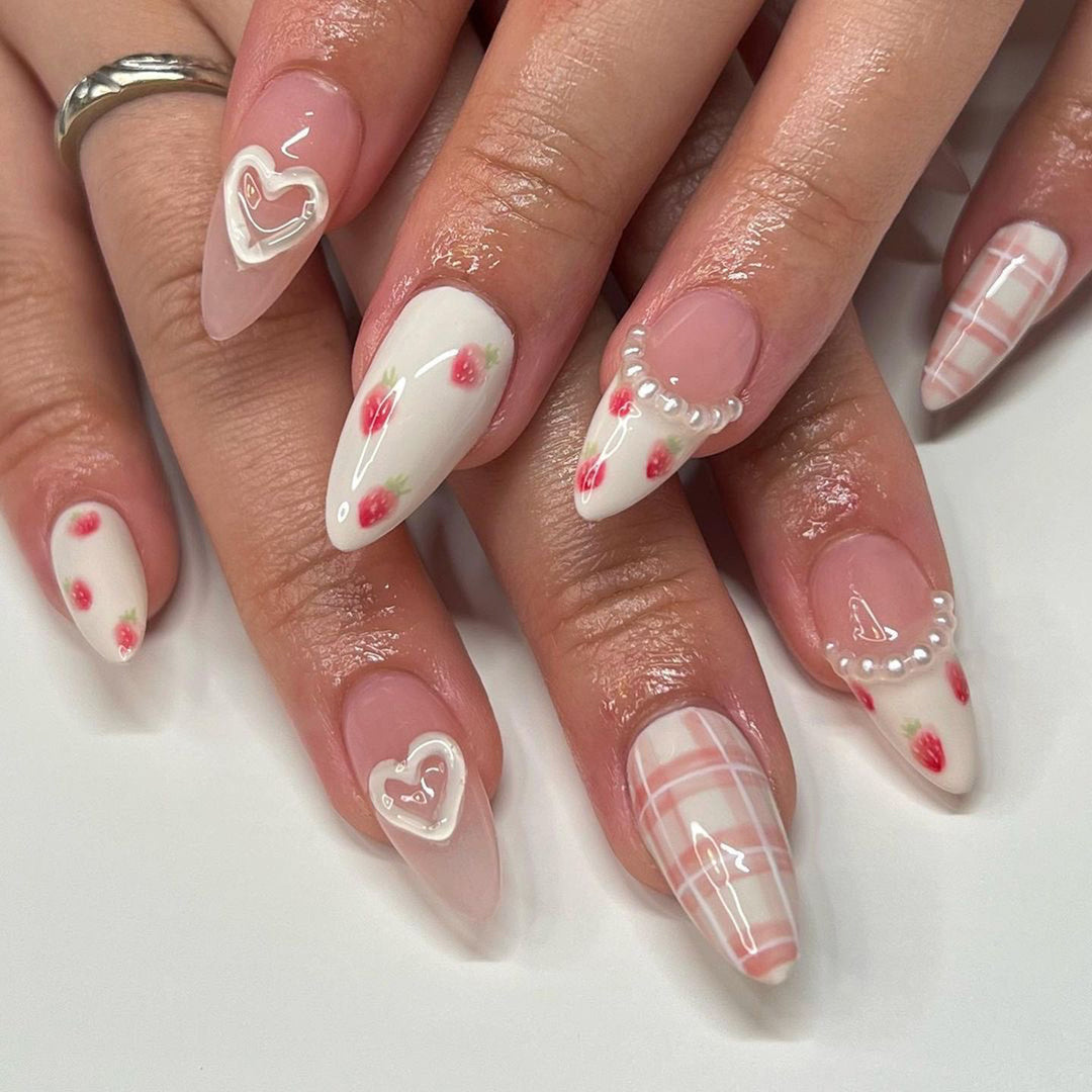 Artistic Heart and Floral Press-On Nail Extensions Kalsten