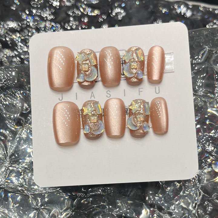 Elegant Press-On Nail Art Set with Decorative Rhinestone Accents