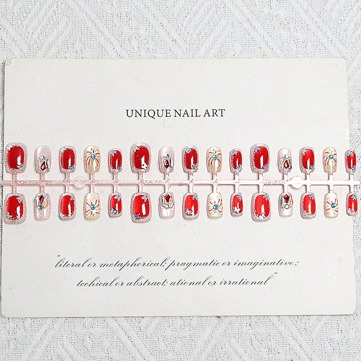 Nail set with sparkly glitter and creative design accents Kalsten