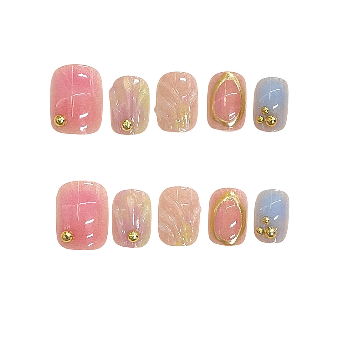Decorative Press-On Nail Set with Gold Accents Kalsten