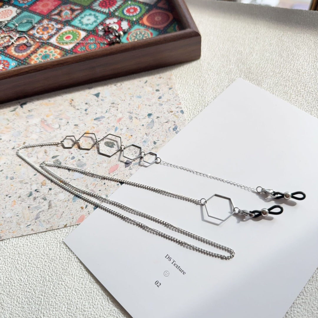 Geometric Pendant Necklace Kalsten