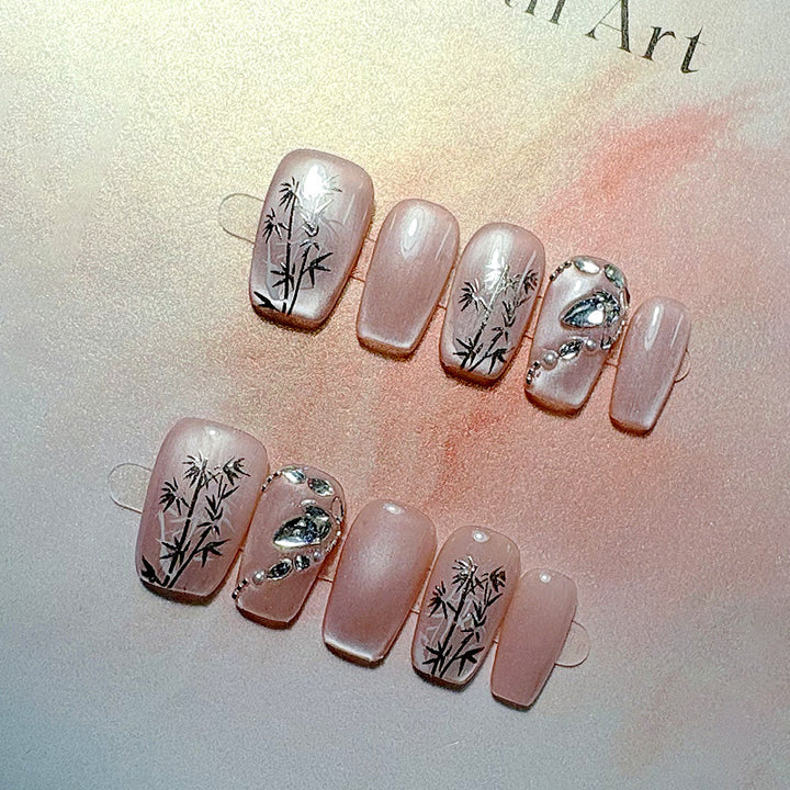 Decorative Press-On Nail Set Kalsten