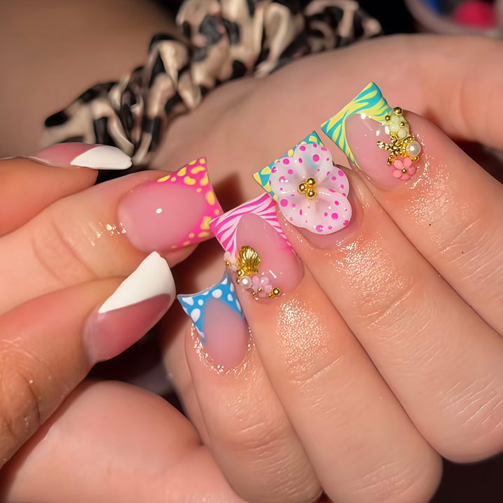 Artistic Themed Press-On Nail Extensions Kalsten