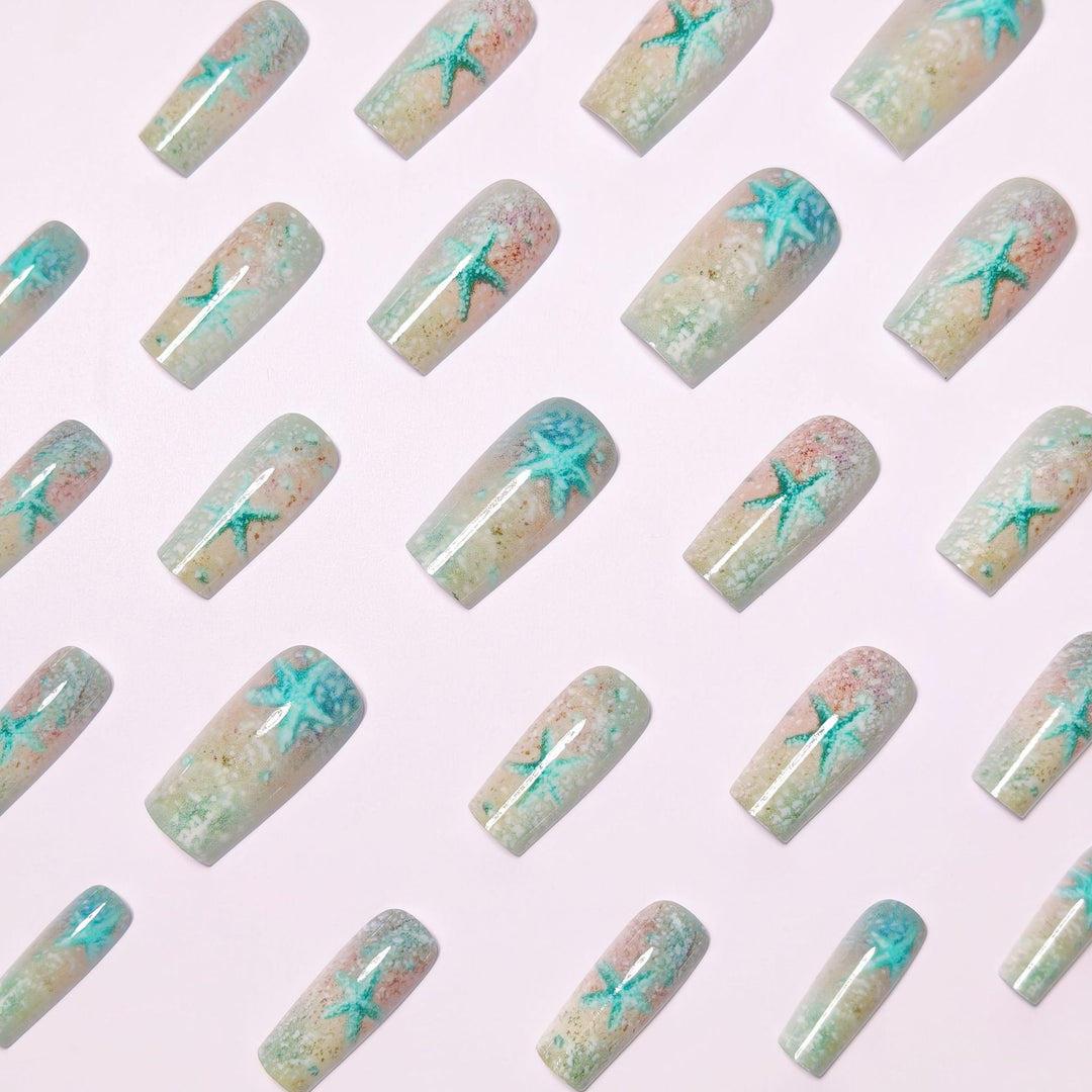 Glittering artificial nails with maritime star motif Kalsten