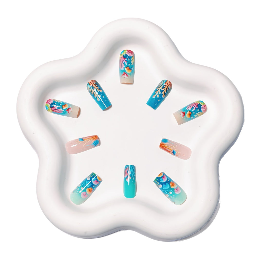 Artistic Nail Art Kalsten