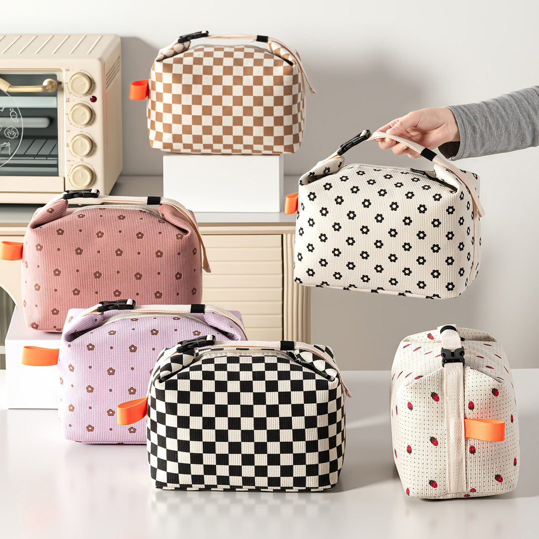 Insulated Lunch Carrier Bag with Fun Strawberry Design Kalsten