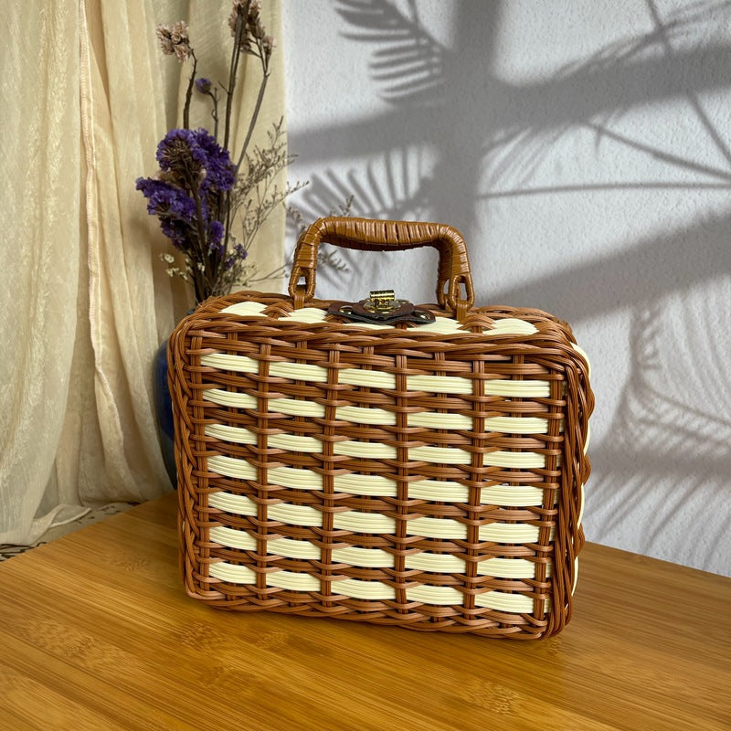 Women's handcrafted cosmetic storage case Kalsten