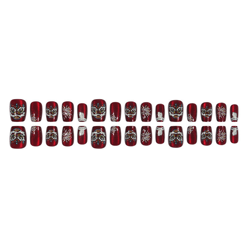 Artistic Holiday-Themed Press-On Nail Design Kalsten