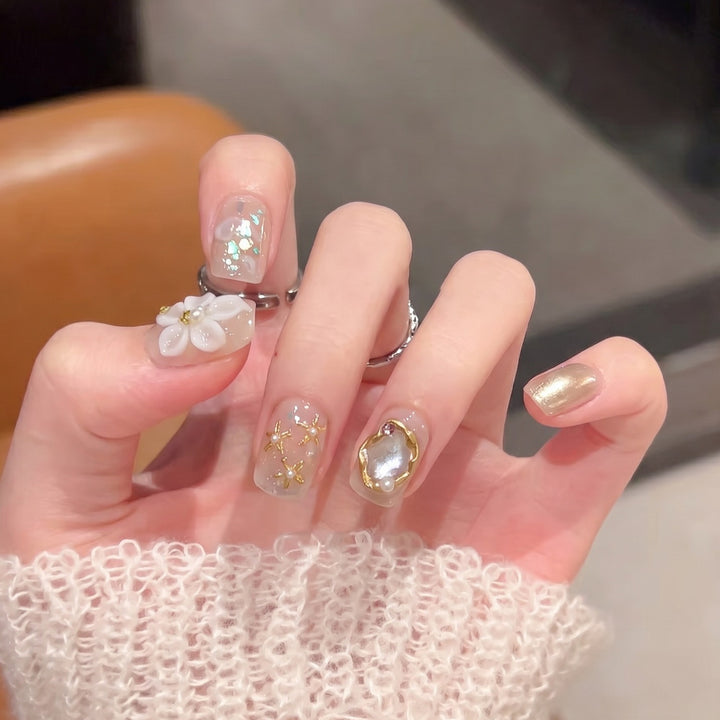 Elegant Floral Press-On Nail Art Set Kalsten