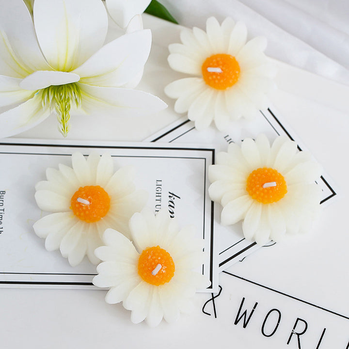 Flower-shaped scented candle