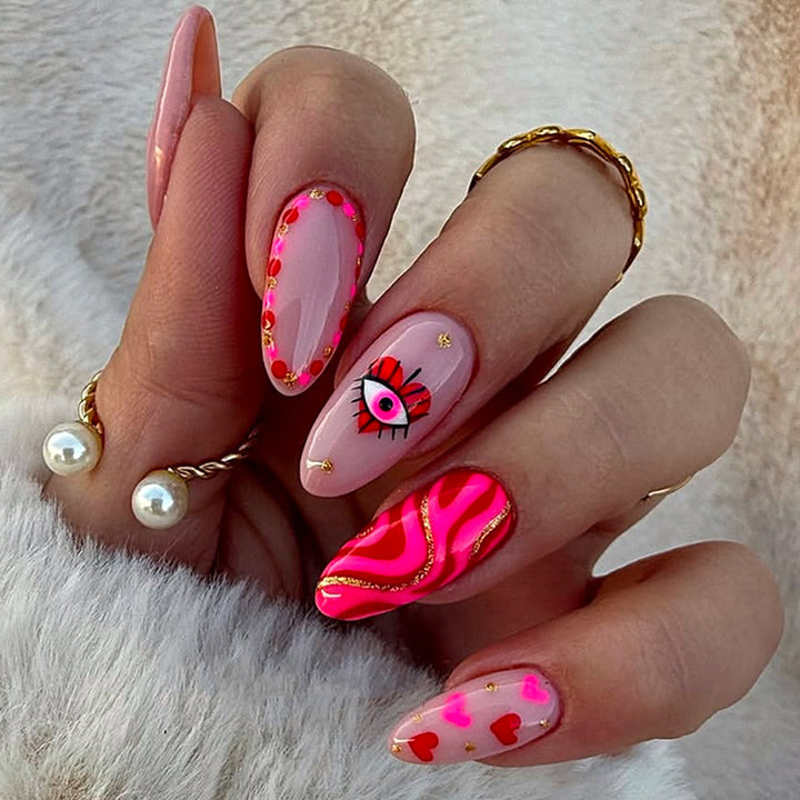 Creative heart and eye designs artificial nails Kalsten
