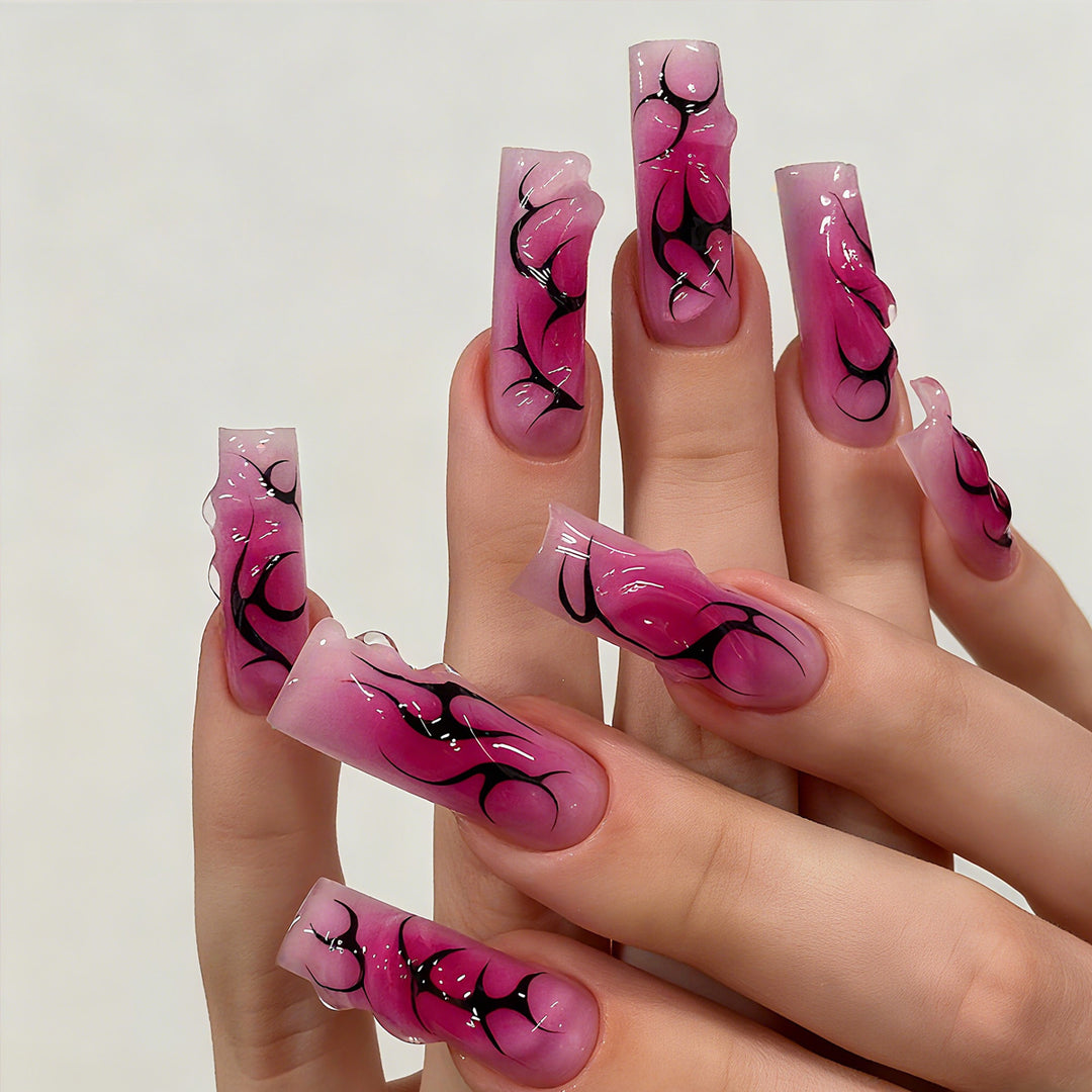 Artifical nails with floral and artistic design Kalsten