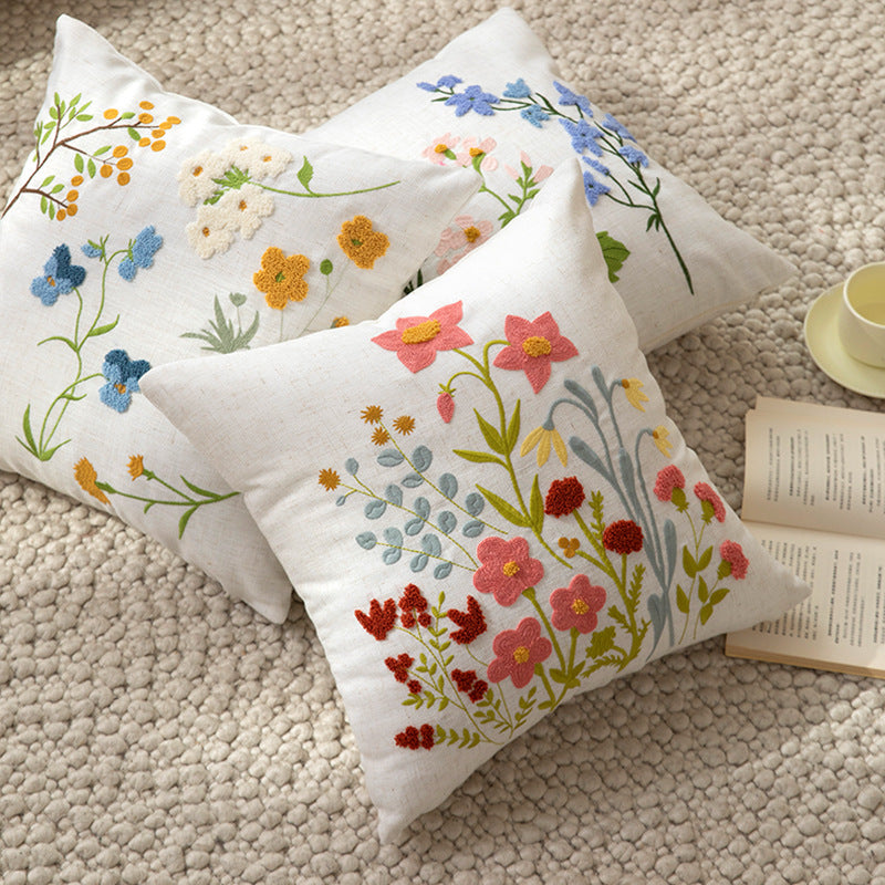 Decorative cushion cover linen look with hand-embroidered wildflowers and concealed zipper Kalsten