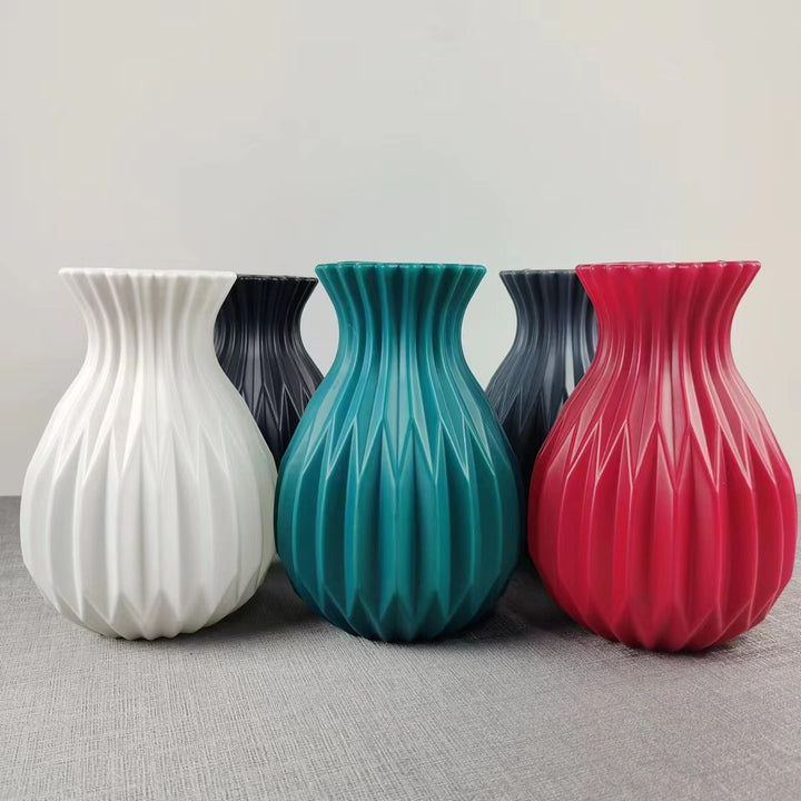 Modern Decorative Textured Vase Kalsten