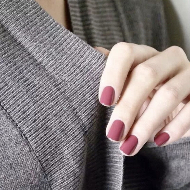 Festive Nail Art Press-Ons Kalsten