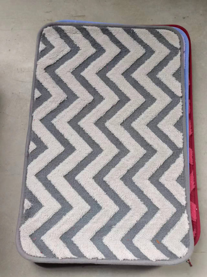 Chevron Pattern Anti-Slip Bath Mat Kalsten