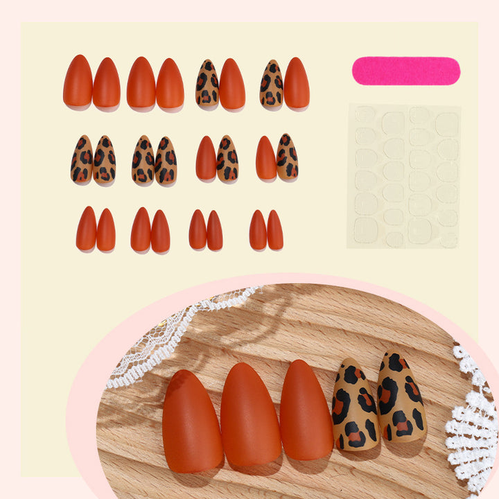 Chic Artistic Press-On Nail Set kalsten