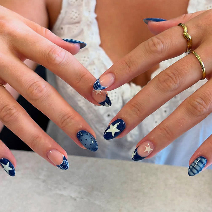 Artistic Ocean-Inspired Press-On Nail Set Kalsten