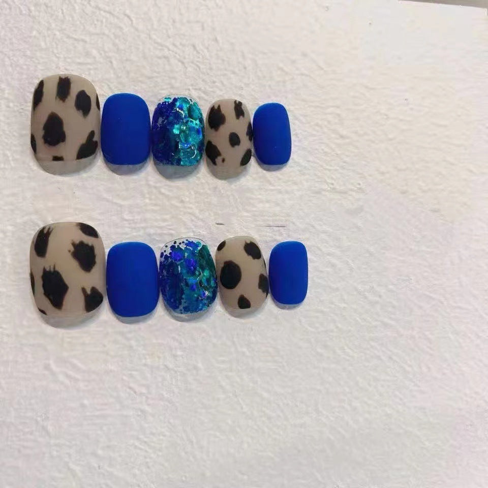 Matte Press-On Nail Set with Decorative Accents
