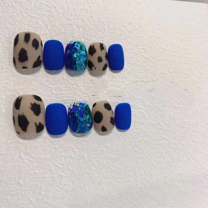 Matte Press-On Nail Set with Decorative Accents