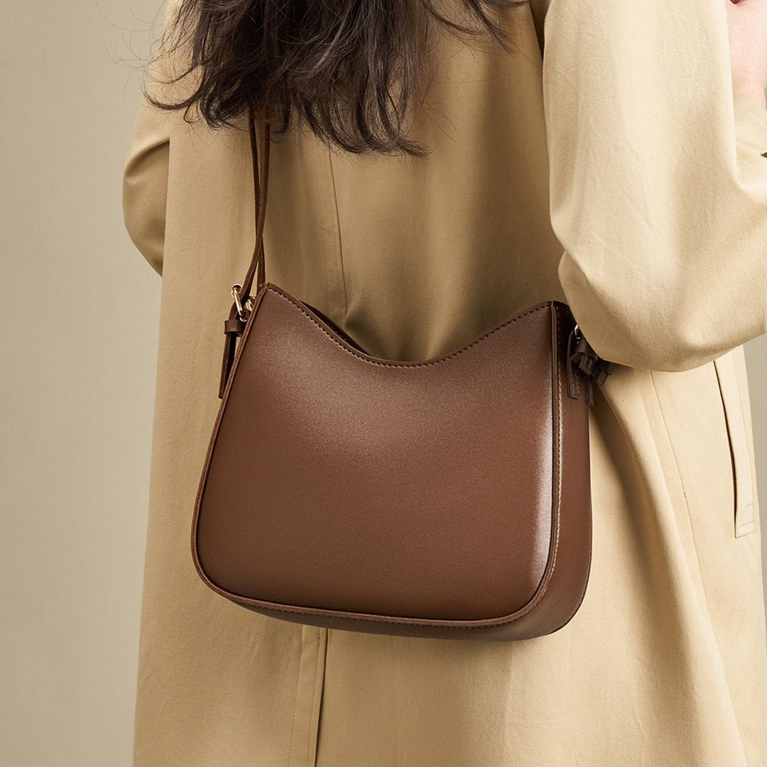 Elegant Structured Hobo Bag Kalsten