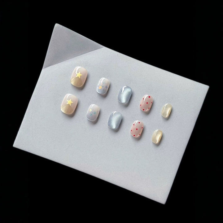 Creative Artistic Press-On Nail Set