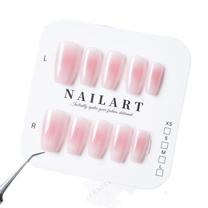 Elegant and Stylish Artificial Nails with Practical Design Kalsten