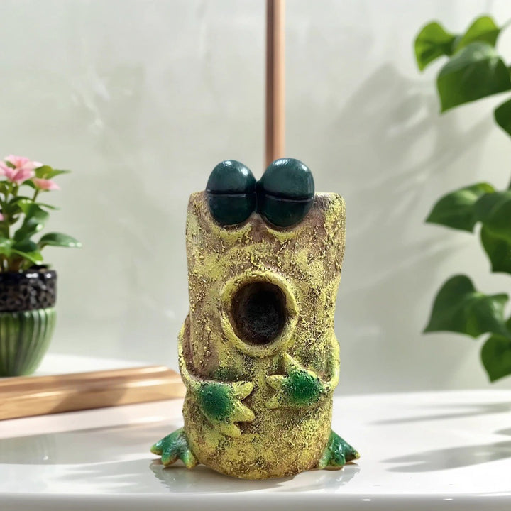 Decorative plant pot in frog design Kalsten