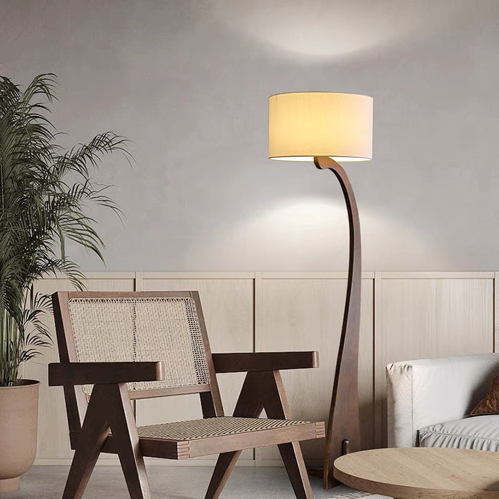 Elegant Curved Floor Lamp