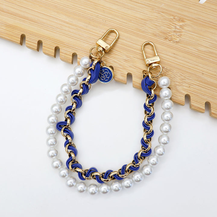 Chic Pearl-Chain Eyewear Holder Kalsten