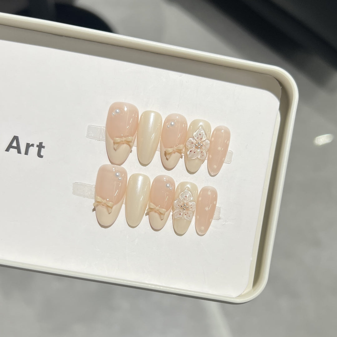 Decorative Press-On Nail Art Set with Bow and Floral Embellishments Kalsten